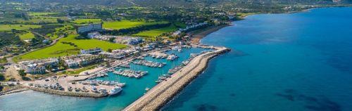 Εκστρατεία καθαρισμού στο Λιμάνι Λατσιού από την Αρχή Λιμένων Κύπρου