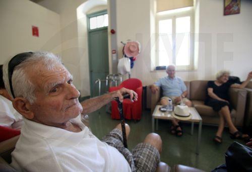 ΚΕ: Η συνταξιοδοτική μεταρρύθμιση θα λαμβάνει υπόψη τις σύγχρονες ανάγκες συνταξιούχων
