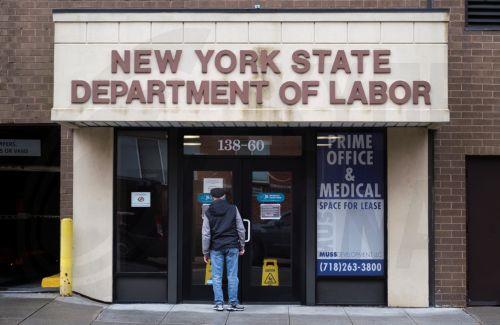 Απροσδόκητη μείωση των θέσεων εργασίας τον Φεβρουάριο στις ΗΠΑ, αυξήθηκε η ανεργία στο 4,4%