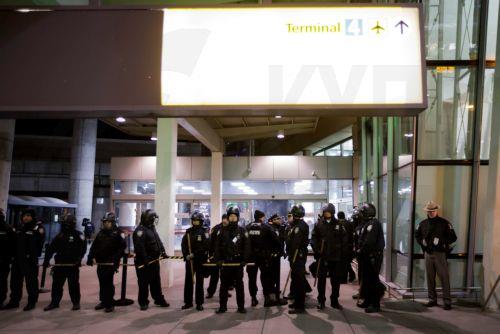 Aπαγόρευση εισόδου στις ΗΠΑ πολιτών 7 ακόμα χωρών και Παλαιστίνιους, ανακοίνωσε ο Τραμπ