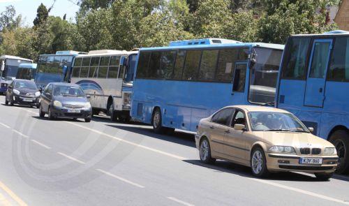 Ακατάλληλα 35% των σχολικών λεωφορείων που ελέγχθηκαν, λέει η Ελεγκτική Υπηρεσία