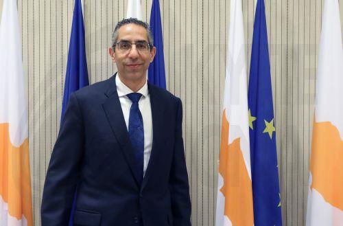 Αναλαμβάνει ευθύνη για καταδίκη Κύπρου αλλά δεν αποχωρεί από Ν. Υπηρεσία λέει ο Σ. Αγγελίδης