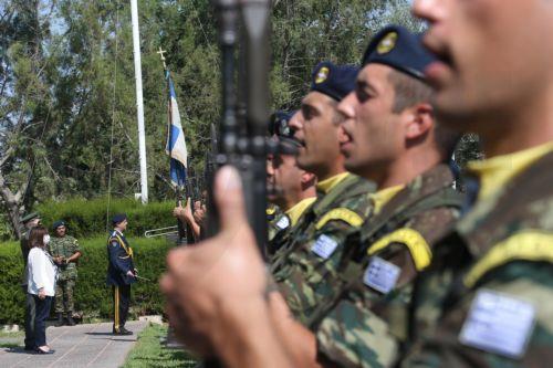 Σταθερή η κατάσταση στρατιώτη με μηνιγγίτιδα, 7ημεροι προληπτικοί περιορισμοί στη μονάδα, λέει στο ΚΥΠΕ ο Χρ. Πιερής