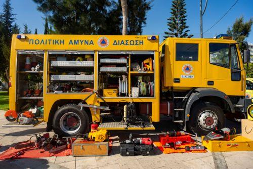 Η Πολιτική Άμυνα καλεί σε κατάταξη γυναίκες που γεννήθηκαν το 2004 και άνδρες του 1972-73