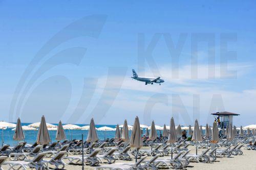 حركة المسافرين في مطاري قبرص للنصف الأول من عام 2024 هي الأفضل على الإطلاق