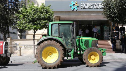 «Δύσκολο εγχείρημα» η νέα Συνεργατική Τράπεζα, αλλά υπάρχει αισιοδοξία, λέει ο Έφορος