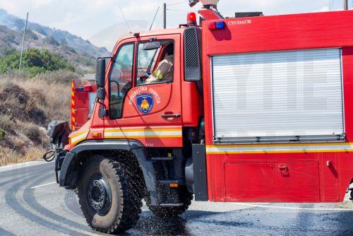 Έκκληση της Αστυνομίας για προσοχή στην οδήγηση από Ακάκι προς Κοκκινοτριμιθιά, λόγω περιορισμένης ορατότητας έπειτα από πυρκαγιά