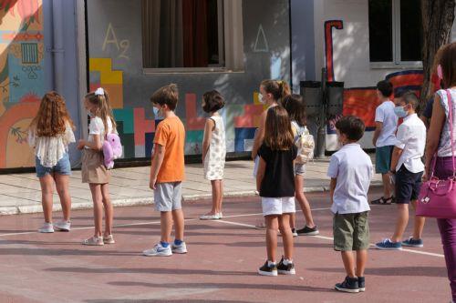 Εξαίρεση λογοπαθολόγων δημόσιας εκπαίδευσης από υποχρέωση εξασφάλισης ετήσιας άδειας