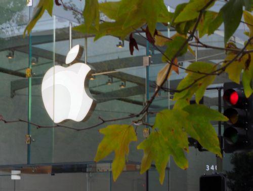 Η Apple εντόπισε κενό ασφαλείας που μπορεί να επιτρέψει να αποσπαστεί από χάκερ ο έλεγχος πολλών μοντέλων των iPhone, iPad και Mac