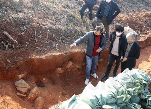 Tμήμα προϊστορικού νεκροταφείου έφερε στο φως η ανασκαφική περίοδος του 2025