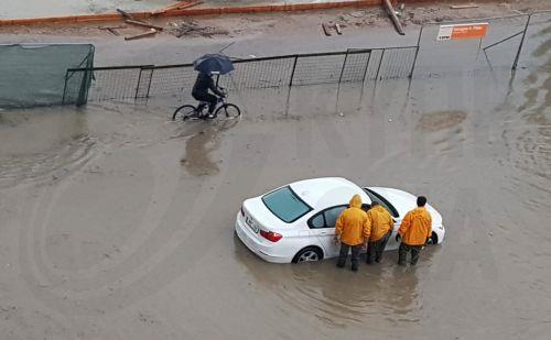 Προβλήματα σε Σωτήρα και Παραλίμνι από έντονη βροχόπτωση