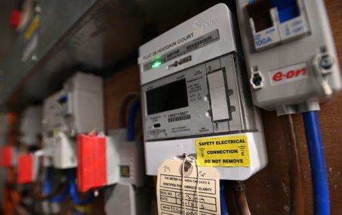 Έξι δισ. λίρες σε λογαριασμούς ενέργειας χρωστούν τα βρετανικά νοικοκυριά