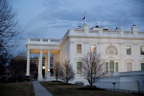 ΗΠΑ: Η BτA ψηφίζει για περιορισμό εξουσιών Τραμπ στον πόλεμο με το Ιράν