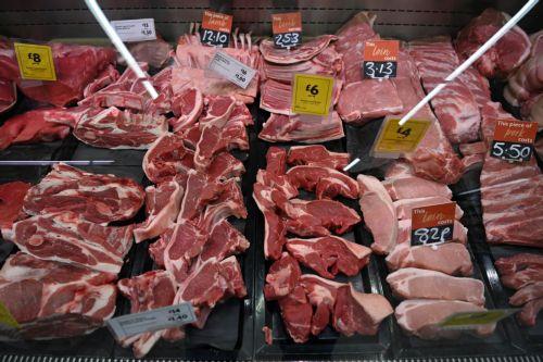 Πάνω οι τιμές μοσχαρίσιου κρέατος, κάτω χοιρινού, σύμφωνα με το Παρατηρητήριο Χριστουγέννων