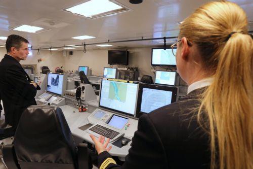 Στο λιμάνι Λεμεσού γερμανική φρεγάτα που επιχειρεί στο πλαίσιο της UNIFIL