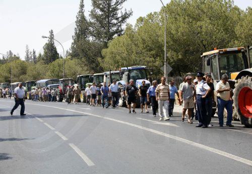 Ευνοείται η παραγωγή χαλουμιού στα κατεχόμενα, λέει η Συντ. Επιτρ. Αγελαδοτρόφων