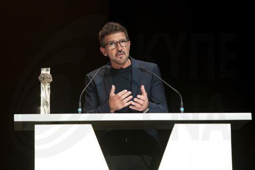 Μετά τον Νίκολας Κέιτζ και ο Αντόνιο Μπαντέρας στη 5η σεζόν του True Detective