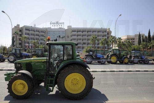 Στους δρόμους οι αγρότες με τα τρακτέρ τους την επόμενη Πέμπτη