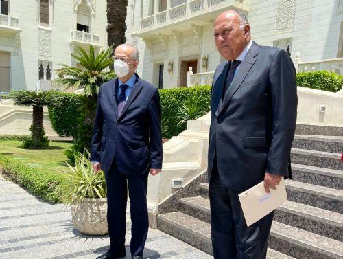 Dışişleri Bakanı Kasoulides Mısırlı mevkidaşıyla Kıbrıs ile Mısır arasındaki stratejik ilişkileri görüştü