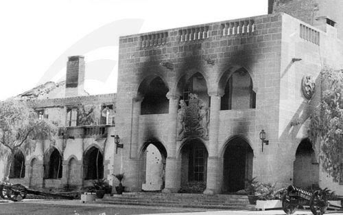 Φάρος για τη λύση η θυσία των εργαζομένων το 1974, λέει η ΠΕΟ