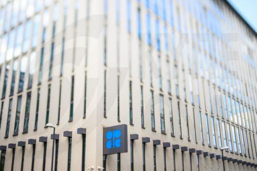 O ΟΠΕΚ+ θα διατηρήσει σταθερή πολιτική παραγωγής πετρελαίου, σύμφωνα με πηγές