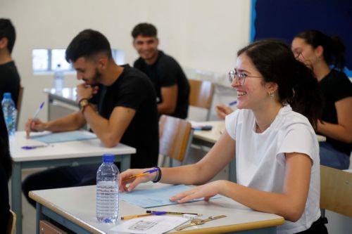 Επιτυχία 84,5% στις εξετάσεις των Κρατικών Ινστιτούτων Επιμόρφωσης