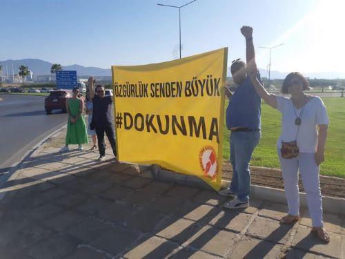 Αντιμέτωποι με ενορχηστρωμένη εκστρατεία εκφοβισμού οι Τουρκοκύπριοι, δηλώνει στο ΚΥΠΕ ο διανοούμενος Μαχμούτ Ανάγιασα