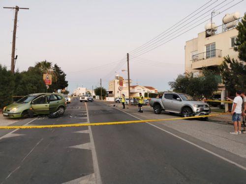 Διπλοκάμπινο όχημα αναποδογυρίστηκε στον αυτοκινητόδρομο Λάρνακας – Δεκέλειας