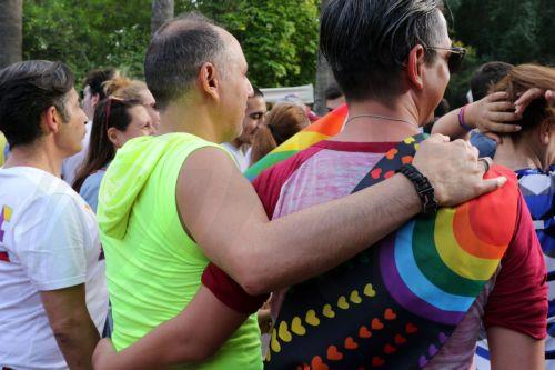 Οι προσπάθειες για προστασία των δικαιωμάτων των ΛΟΑΤΙ έχουν περάσει από τα λόγια στις πράξεις, είπε η Υπ. Δικαιοσύνης