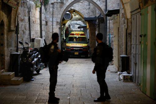 Δύο βρέφη σε κρίσιμη κατάσταση στην Ιερουσαλήμ, στο νοσοκομείο άλλα 28 που φυλάσσονταν σε μη αδειοδοτημένο χώρο