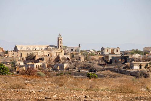 Η παρούσα κατάσταση πραγμάτων δεν συνιστά λύση για Κύπρο, λέει η Υφ. Πολιτισμού