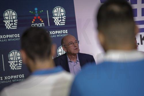 Παραιτήθηκε από την προεδρία της ΕΟΚ ο Λιόλιος, έκτακτη συνεδρία στην Ομοσπονδία