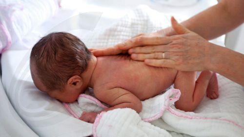 Κοριτσάκι στη Λεμεσό το πρώτο παιδί που γεννήθηκε στην Κύπρο το 2026