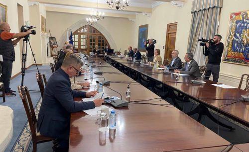 Ειδικής συνεδρίας Υπουργικού με νέους θα προεδρεύσει ο ΠτΔ