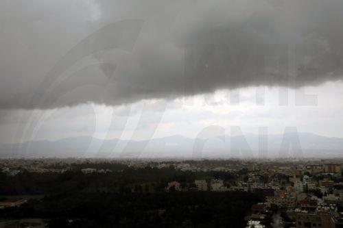 Έντονη βροχή και χαλαζόπτωση σε Αυδήμου-Πάχνα, προσοχή συνιστά η Αστυνομία