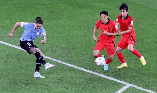 Στο 0 – 0 έμειναν Ουρουγουάη και Νότια Κορέα, σε έναν μέτριο αγώνα