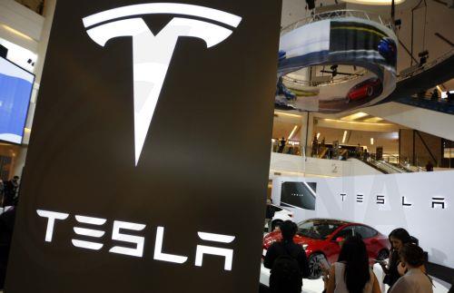 Στην 1η θέση στον κόσμο η κινέζικη BYD το 2025 ξεπερνώντας την Tesla σε πωλήσεις ηλεκτρικών οχημάτων