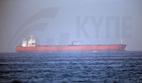 Δύο πετρελαιοφόρα συγκρούστηκαν και έπιασαν φωτιά κοντά στα Στενά του Ορμούζ