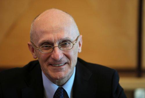 Έμμεση στήριξη Ένρια στις κινήσεις της Eurobank στην Ελληνική Τράπεζα