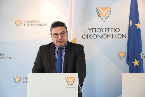 Διεθνείς εξελίξεις και προοπτικές κυπριακής οικονομίας, συζήτησαν ΥΠΟΙΚ και Εκτελεστικός Διευθυντής ΔΝΤ