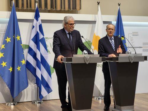 Συνεργασία Κύπρου-Ελλάδας για κλιματική κρίση και πολιτική προστασία συζήτησαν Κασουλίδης-Στυλιανίδης