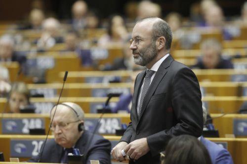 Weber Kıbrıs sorununun çözümü çabalarında AB’nin aktif ve lider rol üstlenmesi görüşüyle hemfikir