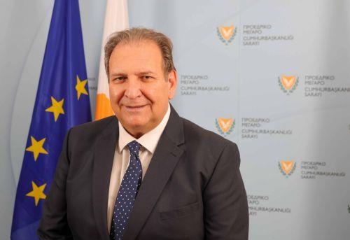 Η Κυβέρνηση σέβεται τα πορίσματα και τις αποφάσεις των δικαστηρίων, λέει ο Β. Παπαδόπουλος