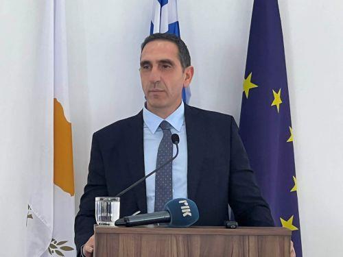 Η Πολιτεία στηρίζει τη συμμετοχή των νέων στα κοινά, είπε ο ΥΠΕΣ