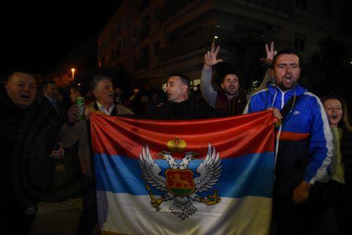 Το Μαυροβούνιο αναστέλλει τη βίζα για Τούρκους μετά τα βίαια επεισόδια