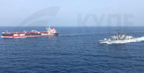 Μια επιλογή Τεχεράνης το κλείσιμο των Στενών Χορμούζ, είπε Ιρανός αξιωματούχος