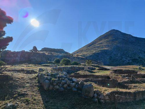 Μια σπηλιά έξω από  τη Σμύρνη αναβιώνει τη συζήτηση για την καταγωγή του Ομήρου