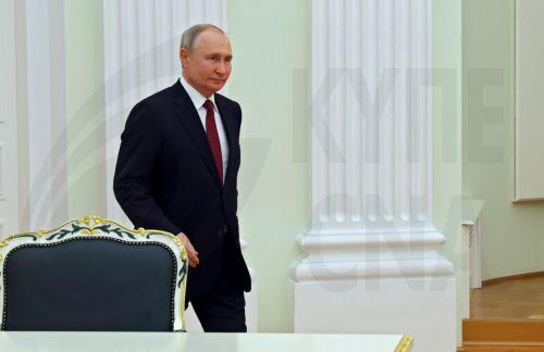 Πούτιν: Οι ειρηνευτικές συνομιλίες για την Ουκρανία να αναβιώσουν
