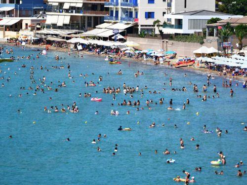 Σαραντάρια ο υδράργυρος στο εσωτερικό τέλος της εβδομάδας, λέει στο ΚΥΠΕ Μετεωρολογικός Λειτουργός