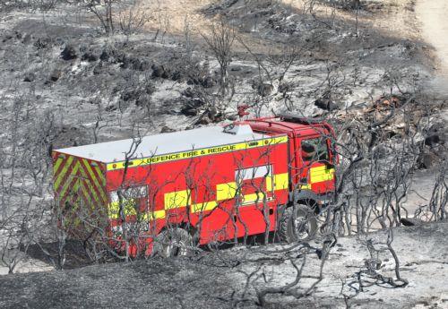 Πυρκαγιά στην περιοχή Governor’s Beach, υπό έλεγχο πυρκαγιά στους Αγ. Τριμιθιάς